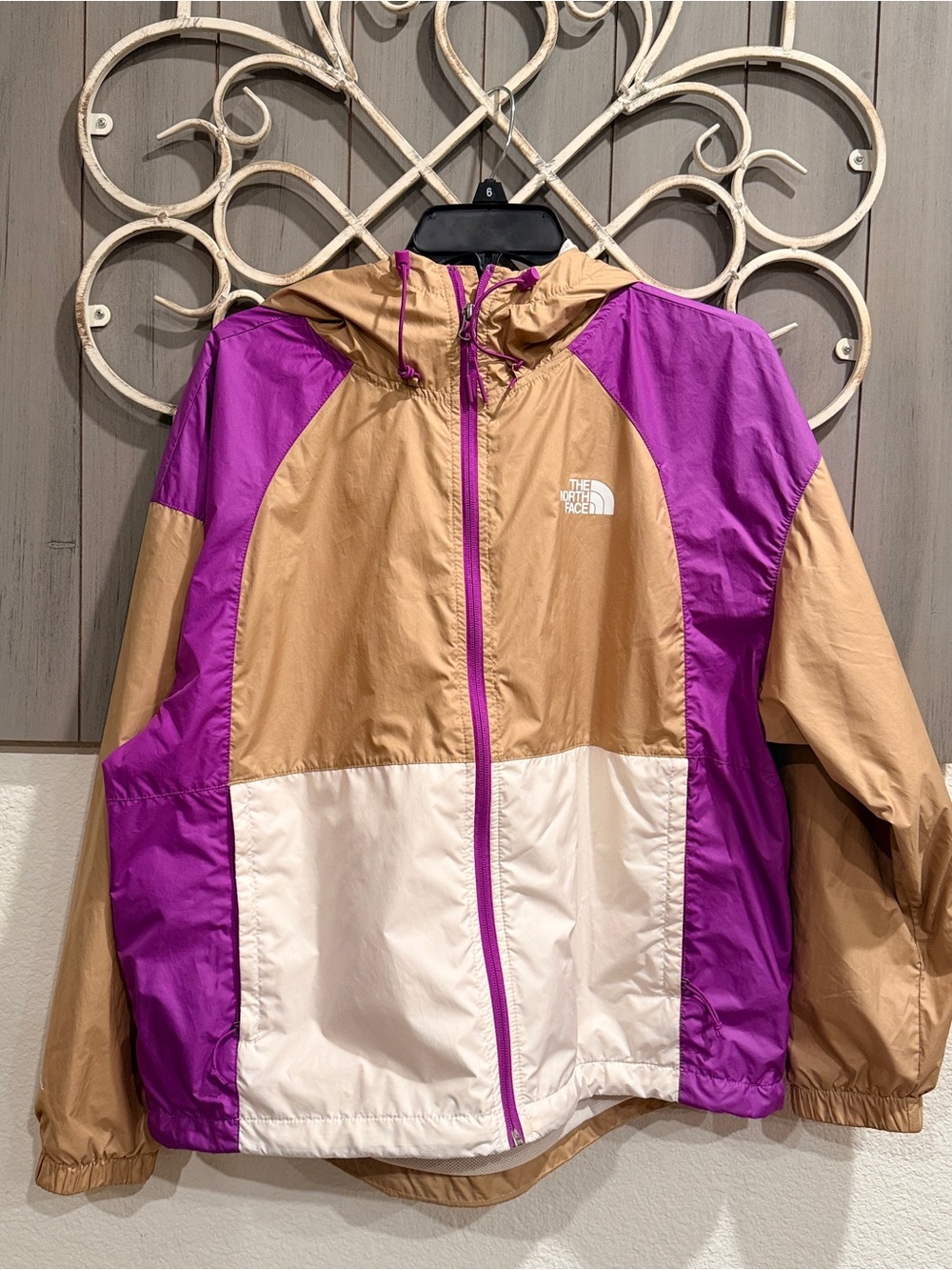 The North Face Women's Hydrenaline Jacket 2000 - Colorblock Pink/Tan/Cream